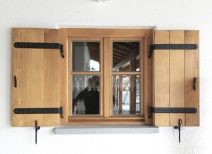 Fensterläd.